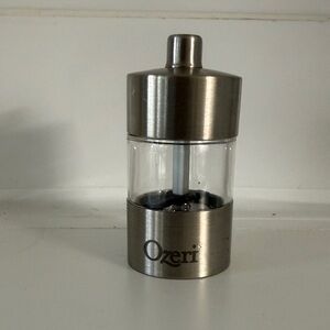 Silver and Clear Salt and Pepper Grinder